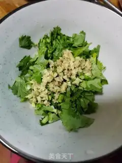 Make Sausage shrimp omelet step 1