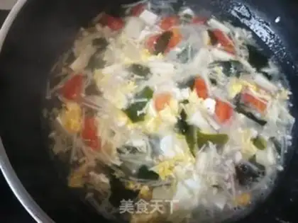 Make Golden pins and mushrooms, sprouts and eggs soup step 11