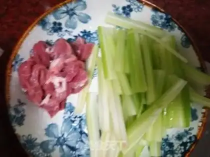 Make Liang has fired the celery step 1