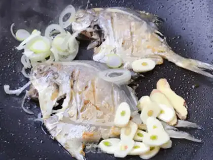 Make Red-burned even fish step 5
