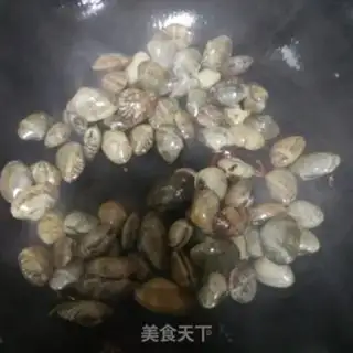 Make Spicy clams step 3