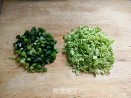 Make Sacked ham and egg fried rice step 1