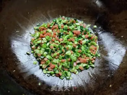 Make Sacked ham and egg fried rice step 5