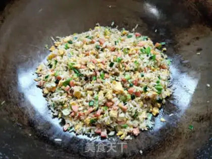 Make Sacked ham and egg fried rice step 7