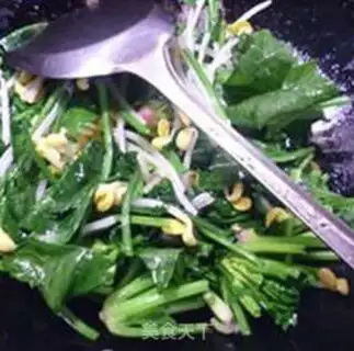Make Sprouts and spinach step 5