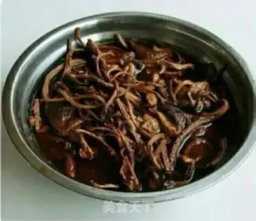 Make Tea mushrooms, duck soup step 0