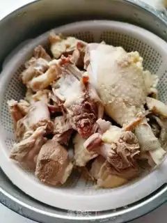 Make Tea mushrooms, duck soup step 4