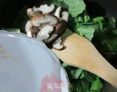 Make Frozen mushrooms and oil step 3