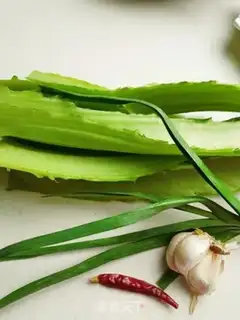 Make Sour mustard step 0