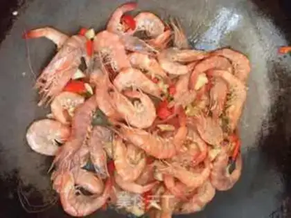 Make Red-fried prawn step 2