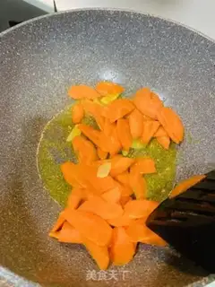 Make Carrot and skinny meat step 3