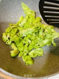 Make Wrinkled peppers for the pot step 2