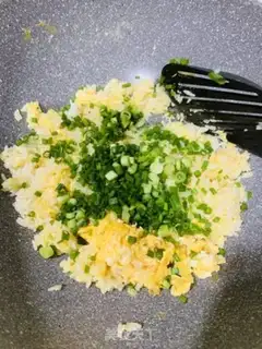 Make Egg fried rice step 2
