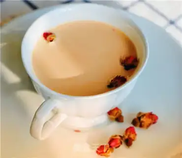 Make Rose milk tea step 5