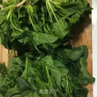 Make Peanut-rice spinach step 1
