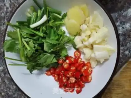 Make Tomato oxen step 1
