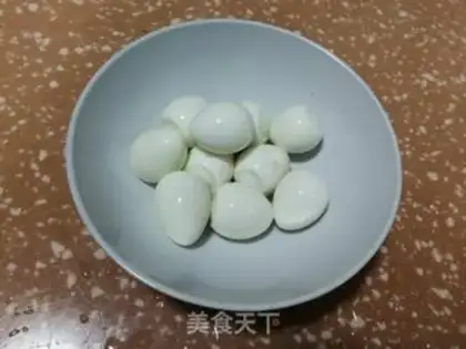 Make Red-burned quail eggs step 7