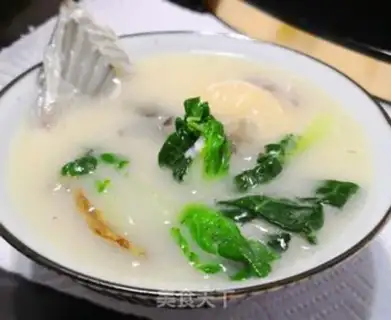 Make Little cabbage fishtail soup step 7