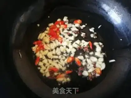 Make Little pepper garlic seaweed step 2