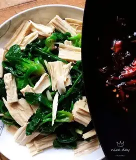Make The spinach gravy step 6