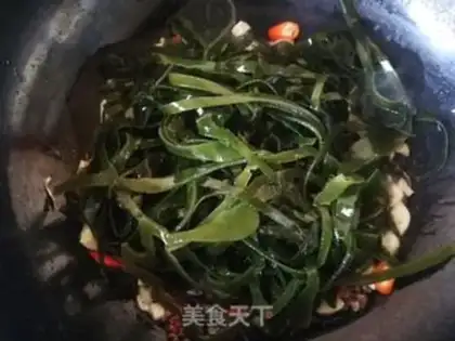 Make Little pepper garlic seaweed step 3