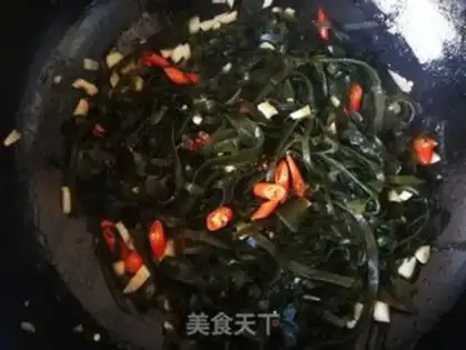 Make Little pepper garlic seaweed step 5