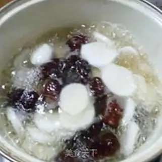 Make Black dates pastry soup step 6