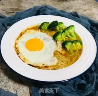 Make Egg noodles step 7