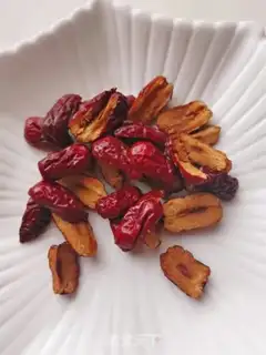 Make Red date soy sauce step 1
