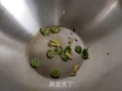 Make Carrot screech step 7