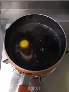 Make Red sugar powder step 3