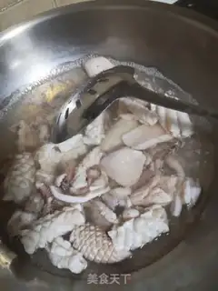Make Squids with garlic step 3