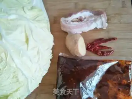 Make Hot sauce and cabbage step 0