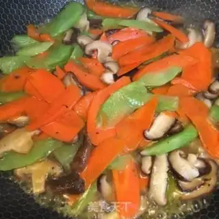 Make Carrot and fried mushrooms step 4