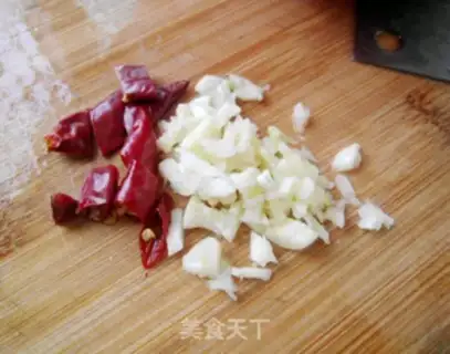 Make Garlic cabbage step 1