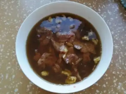 Make walnut stew step 3