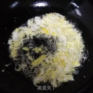 Make Spinach with sauce step 1