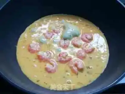 Make Shrimp fried eggs step 5