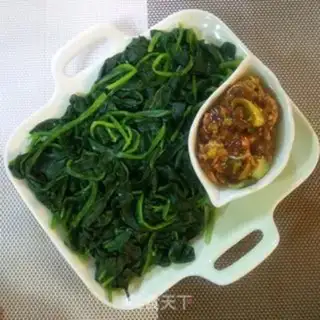 Make Spinach with sauce step 6
