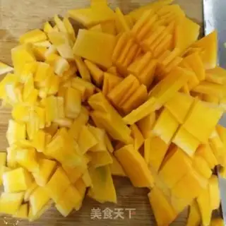 Make Yellow rose bun step 1