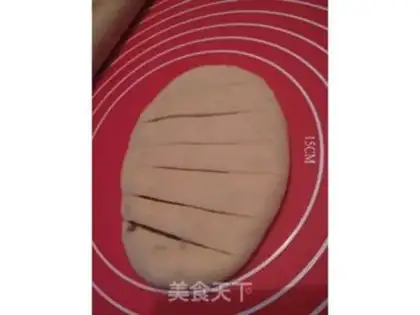 Make caterpillar bean bread step 6