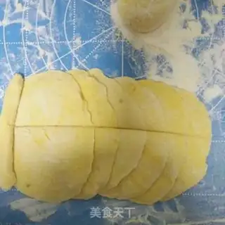 Make Yellow rose bun step 10