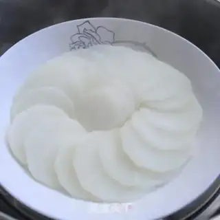 Make Water the radish step 4