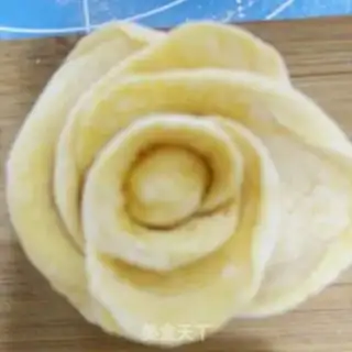 Make Yellow rose bun step 14