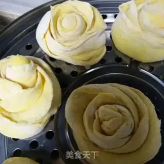 Make Yellow rose bun step 15