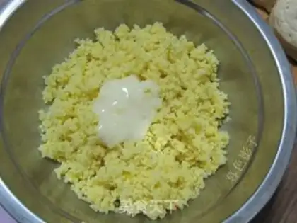 Make Rice pie makes bread step 3