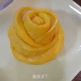 Make Yellow rose bun step 22