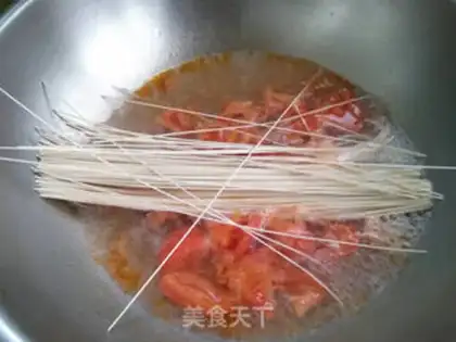 Make Beef tomato noodles step 4