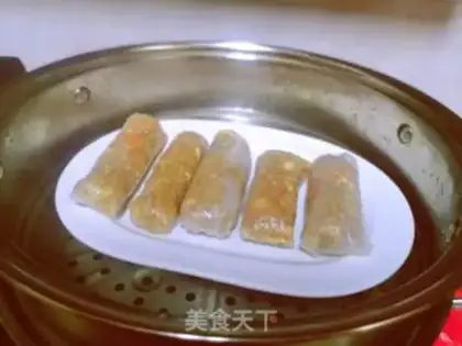 Make Crystal Spring Roll step 7