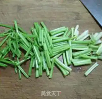 Make Celery hog and plum cake step 4